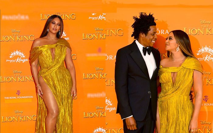 Báo thời trang Mỹ: Công Trí và các NTK mới nổi đang đuổi sát nút Dior, Versace, Armani