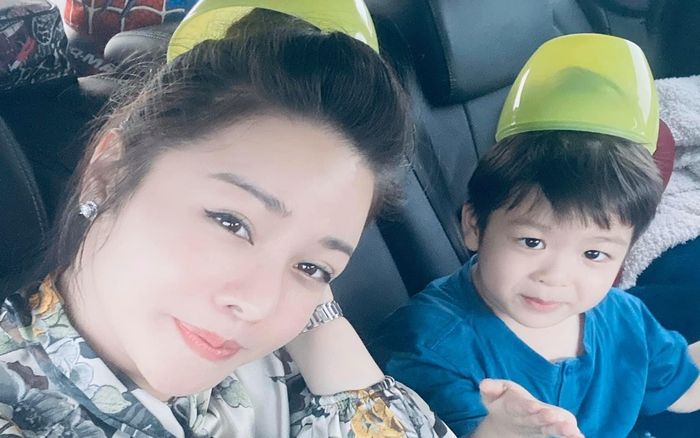 Nhật Kim Anh tiết lộ lý do không gặp con giữa đại dịch virus corona