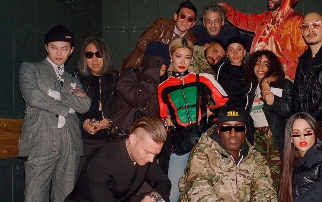 G-Dragon đội mũ len cùng diện suit bảnh bao tham dự show thời trang mang đậm chất  thể thao