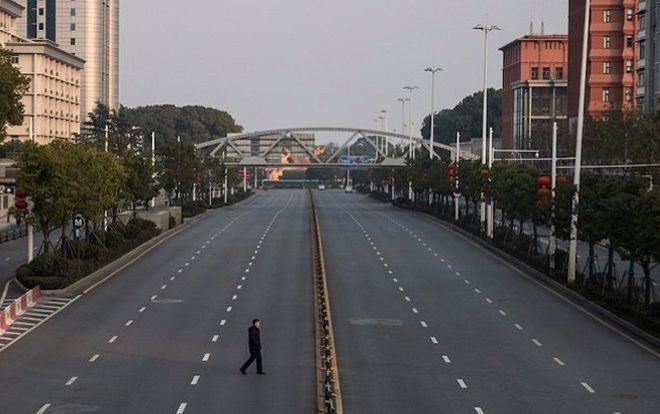 Vũ Hán hóa thành phố ‘ma’ vì không ai ra đường