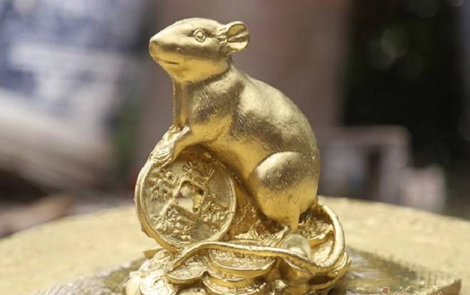 Vạn con chuột vàng ôm tiền của ông chủ Hà Thành