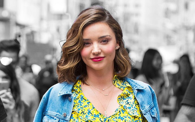 Miranda Kerr chia sẻ bí quyết dưỡng da cho mẹ bỉm sữa, chăm con mọn vẫn như gái 20