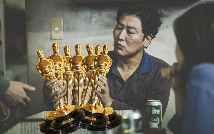 Thắng 'liền tù tì' 4 giải Oscar, 'Ký Sinh Trùng' gây bão tại trời Tây và được nhiều người tìm xem trên mạng