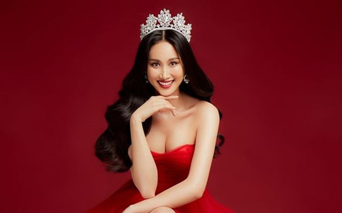 Hoa khôi miền Trung Đoàn Hồng Trang chính thức đại diện Việt Nam dự thi Miss Eco International 2020