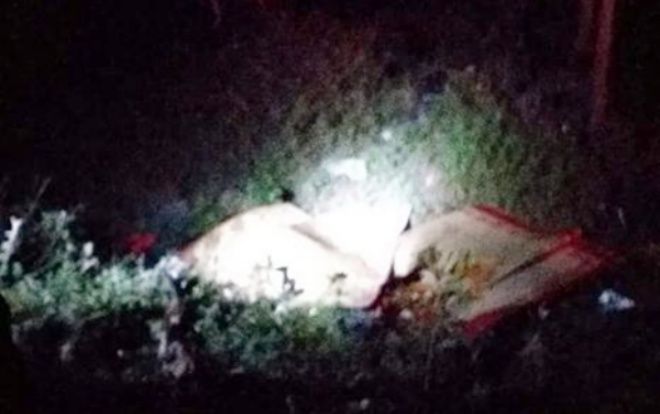 Va chạm với xe đầu kéo, hai vợ chồng cùng người con gặp nạn tử vong thương tâm