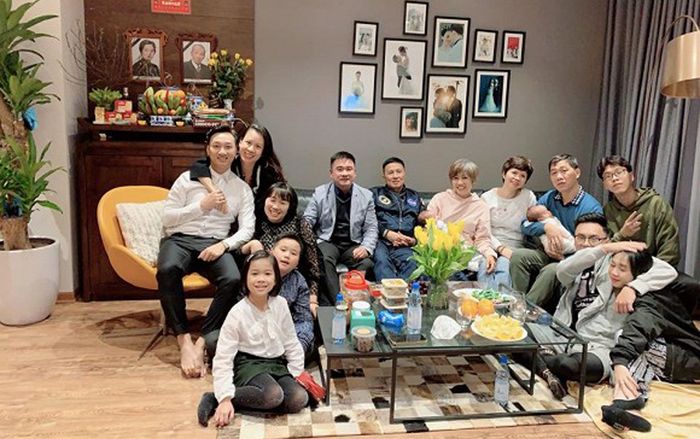 Tròn 5 năm mẹ mất, MC Thành Trung xúc động trải lòng: 'Giá như còn mẹ để thấy con lúc trưởng thành nhất'