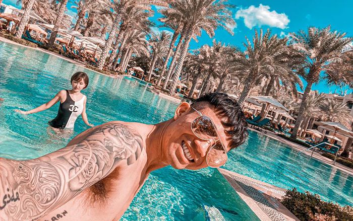 Nhân dịp Valentine, vợ đại gia Minh Nhựa gửi chồng loạt triết lý tình yêu khiến dân tình gật gù khen hay