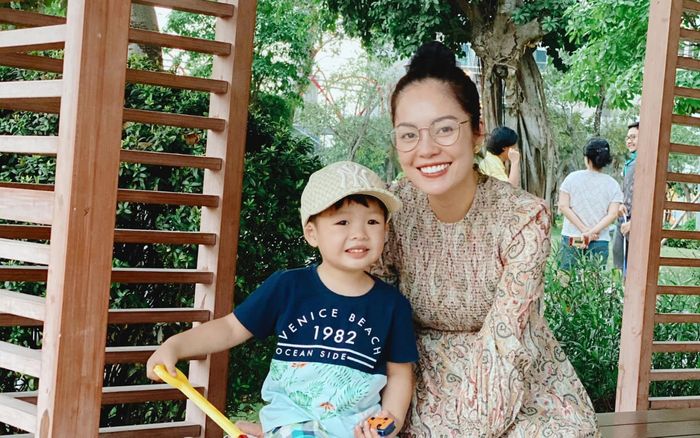 Hé lộ cách chăm sóc con thời dịch virus Corona của Dương Cẩm Lynh