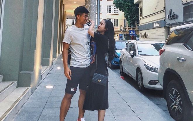 Bị Hà Đức Chinh đòi quà Valentine, bạn gái tặng 'món quà vô giá'