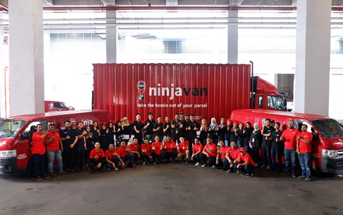 3 anh chàng bỏ việc ngân hàng, hùn tiền mua xe cũ và biến nó thành startup trăm triệu USD