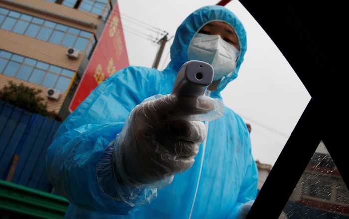 Dịch covid-19: Chuyên gia khẳng định súng đo thân nhiệt không chính xác