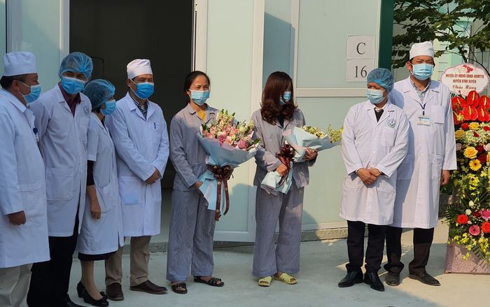 Thêm hai bệnh nhân âm tính với COVID-19 ở Vĩnh Phúc được xuất viện