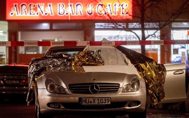 Xả súng kinh hoàng khiến 8 người chết ở Đức, hung thủ bỏ trốn