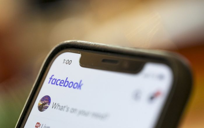 Facebook cập nhật tính năng mới giúp đẩy lùi tin giả về virus corona tại Việt Nam