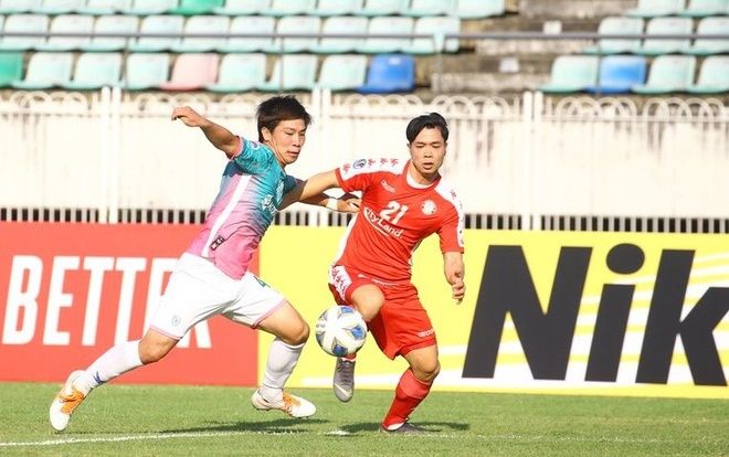 Công Phượng sắp hội quân, CLB TPHCM gặp nhiều khó khăn