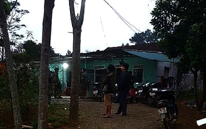 Con phát hiện bố tử vong trong rừng với nhiều vết thương bất thường