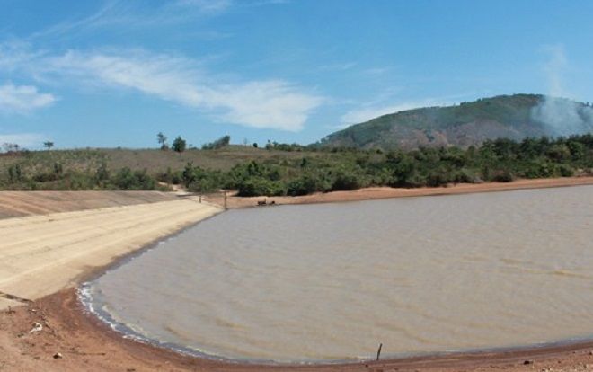 Đi chăn bò, hai bé gái đuối nước thương tâm khi tắm dưới đập