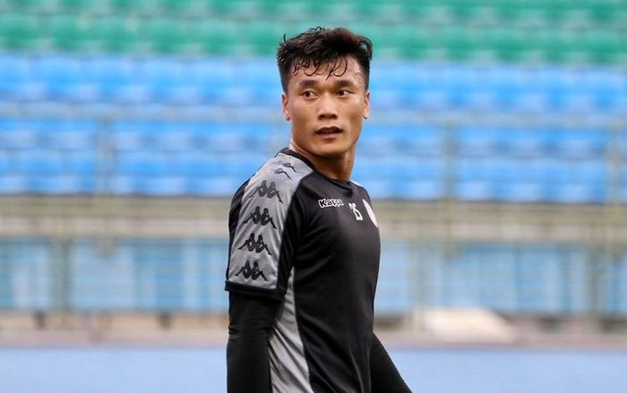 Thủ môn Bùi Tiến Dũng có cơ hội chơi trận tranh Siêu Cup quốc gia?