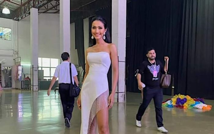 Hoài Sa diện lại váy của Hoàng Thùy bước vào vòng thi 'tử thần', khiến đối thủ phải thốt lên quá đẹp, quá tài năng