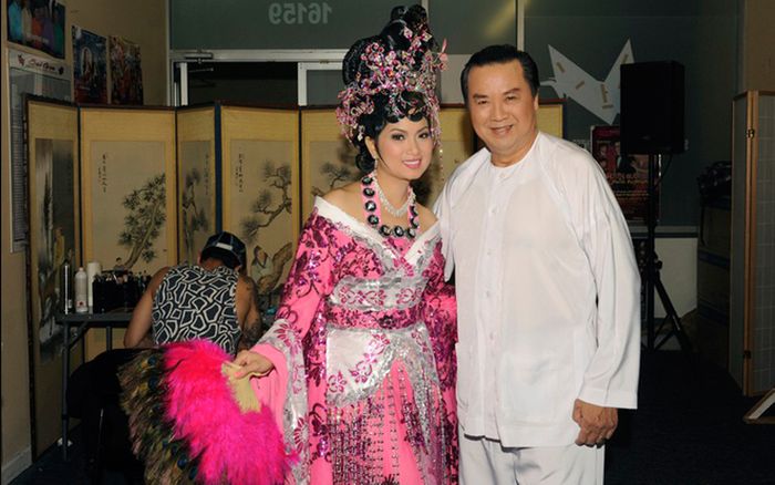 Ca sĩ tỉ phú Hà Phương háo hức tái xuất sân khấu kịch, đóng cùng NSƯT Bảo Quốc