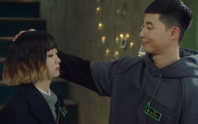 Park Seo Joon trêu chọc Kim Da Mi về điều này của cô nàng trong 'Itaewon Class'