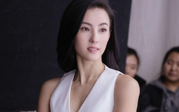 Trương Bá Chi: Bà mẹ bỉm sữa 3 con, ở tuổi 40 vẫn mặn mà như thuở xuân thì