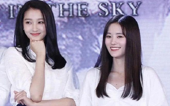 Cúc Tịnh Y dù rất đẹp nhưng vẫn bị Quan Hiểu Đồng 'lấn át' trong loạt hình cũ