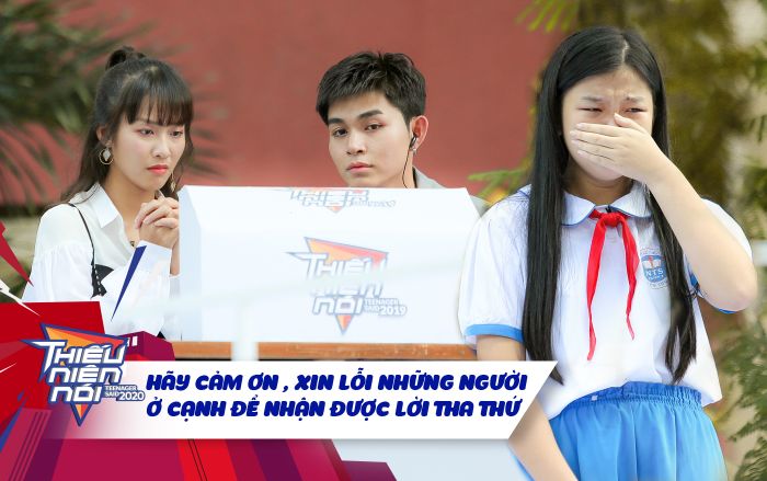 Gấp 999 hạc giấy, cô bé lớp 5 khiến Jun Phạm - Khả Ngân lặng người khi kể về cô giáo đã qua đời