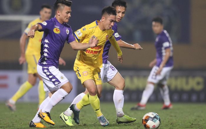 Hà Nội FC thắng cách biệt Nam Định: Văn Quyết rực sáng!