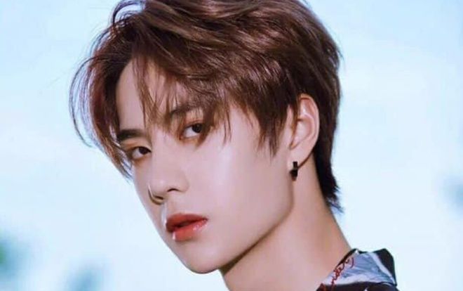 Xúc động lời nhắn Vương Nhất Bác gửi đến những 'chiến binh áo trắng' giữa tâm bão COVID-19