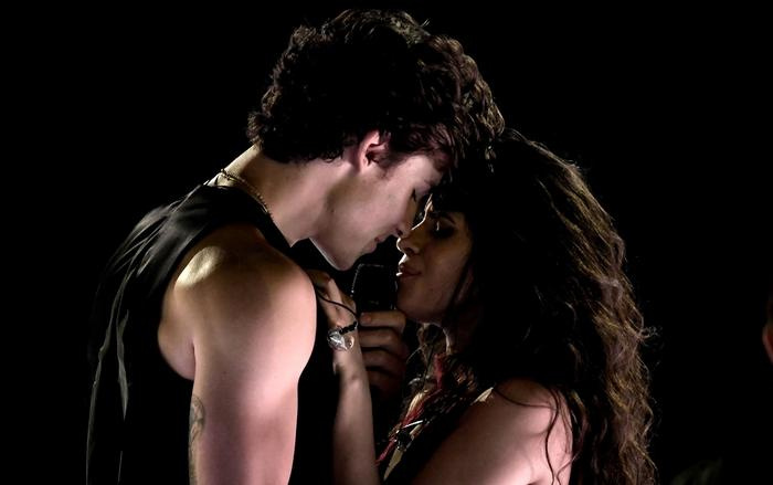 Camila Cabello tiết lộ cảm thấy ‘kiệt sức’ khi yêu Shawn Mendes, trả lời về 'Senorita 2'