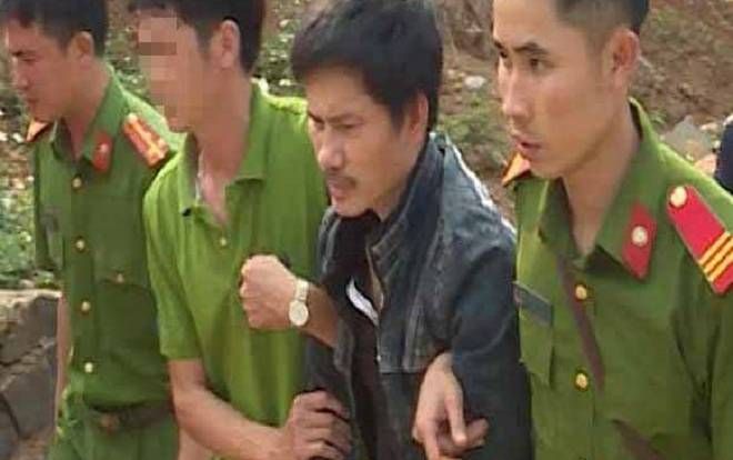 Bắt giữ đối tượng buôn bán ma túy, thu giữ 6 khẩu súng cất giấu tại nhà riêng