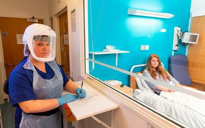 Những người chấp nhận làm 'chuột bạch' bị nhiễm nCoV để thử vaccine được trả 120 triệu đồng