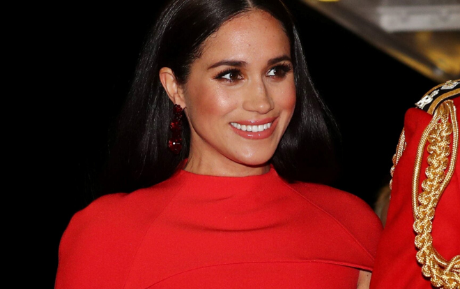 Chuyên gia trang điểm của Meghan Markle bật mí cách đơn giản để có lớp make up bóng khỏe