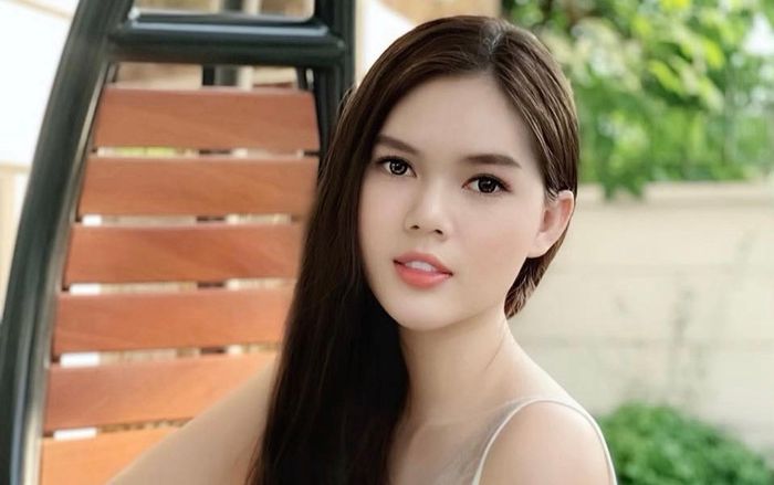 'Tố' cầu thủ U21 Việt Nam bội bạc, người mẫu Ngọc Trinh viết tiếp cuộc đời