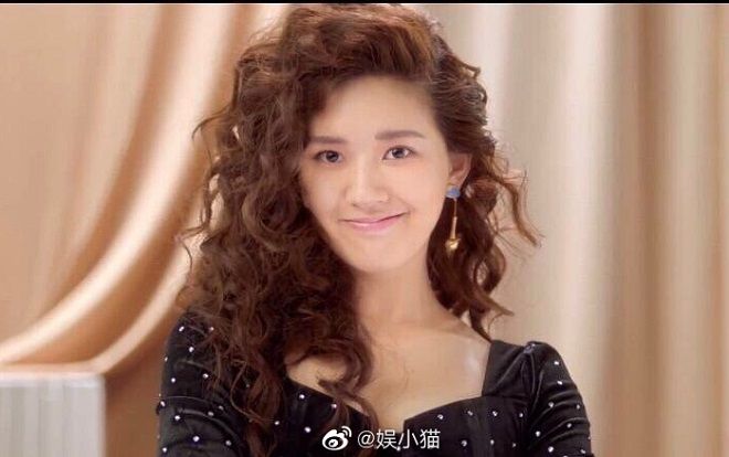 Không ai nhận ra Triệu Lộ Tư với tạo hình thảm họa khi quay quảng cáo mỹ phẩm