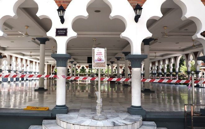 553 người nhiễm COVID-19, Malaysia phong tỏa toàn quốc