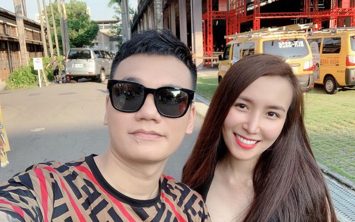 Khắc Việt ngấm ngầm thừa nhận bà xã đang mang thai con đầu lòng sau hai năm kết hôn