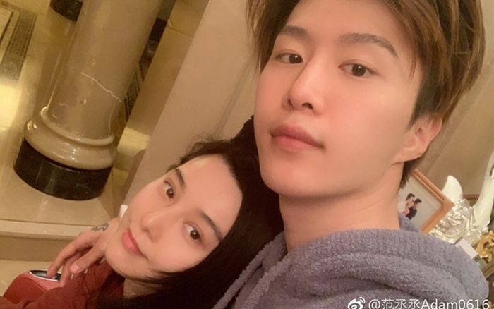 Em trai nhà nào cũng như nhau: Phạm Thừa Thừa tố Phạm Băng Băng bị cả bố lẫn mẹ quýnh roi vì nghi vấn yêu đương sớm!