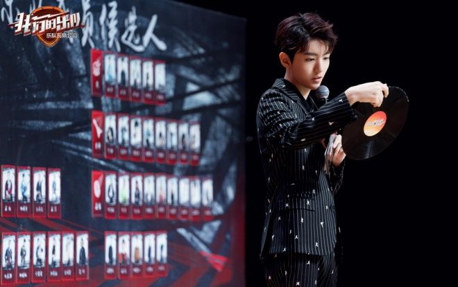 Tập 2 'Ban nhạc của chúng ta': Vương Tuấn Khải chiếm trọn spotlight khi diện vest cực ngầu