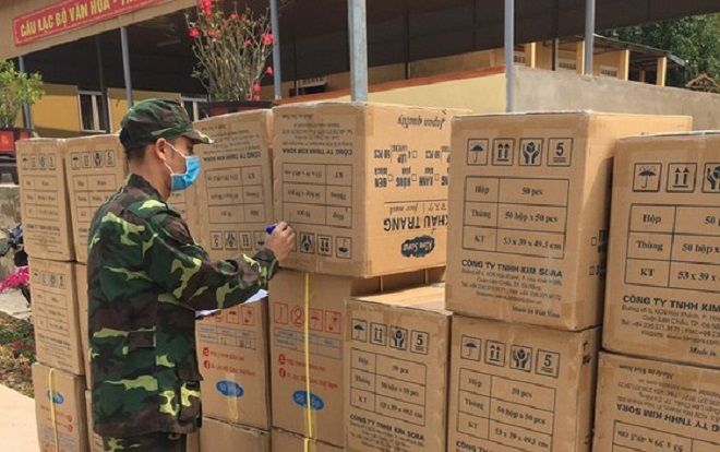 Quảng Trị: Thu giữ 95.000 chiếc khẩu trang y tế vận chuyển trái phép