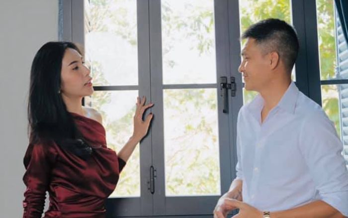 Công Vinh 'nịnh ngọt' bà xã Thủy Tiên sau khi giúp người dân miền Tây chống hạn mặn