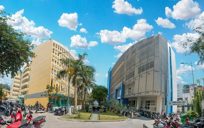 Hơn 1.000 sinh viên năm cuối trường Y Phạm Ngọc Thạch sẵn sàng tham gia chống dịch COVID-19