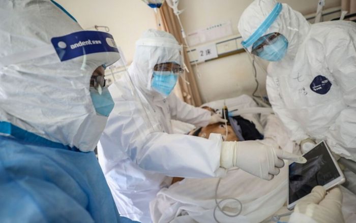 Thành lập tổ chuyên môn gồm 30 chuyên gia đầu ngành y tế hội chẩn, điều trị cho bác gái của bệnh nhân 17