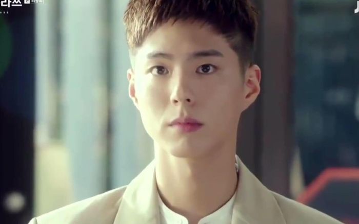 Park Bo Gum cameo tập cuối Itaewon Class, fan liền 'quên mất nam chính là ai', khẳng định 'còn ngon hơn Ông chủ quán rượu'