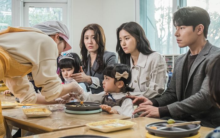 'Hi Bye, Mama!' tập 9: Cha Yo Ri liên tục 'thả thính' mẹ kế Seo Woo