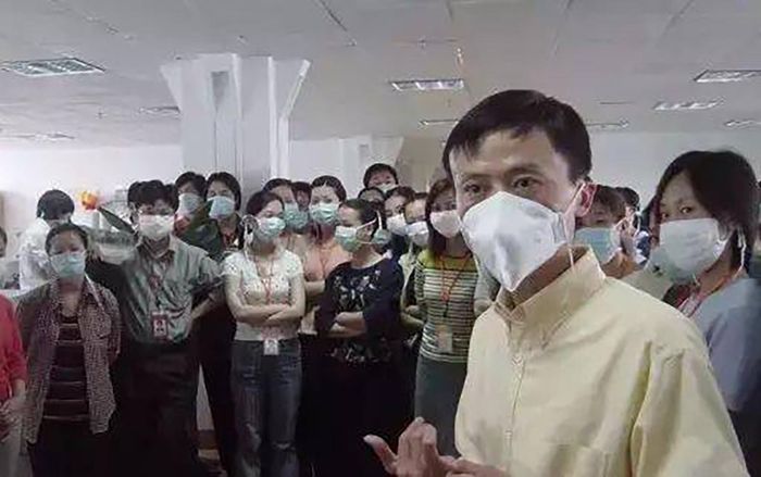 Jack Ma đã tạo ra chợ TMĐT lớn nhất thế giới giữa tâm dịch SARS và cả công ty bị cách li