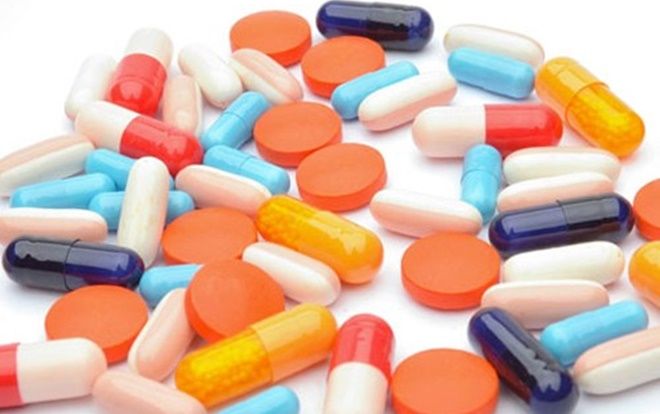 Bộ Y tế chỉ đạo hỏa tốc chấn chỉnh việc tăng giá, găm hàng loại thuốc 'đặc trị' COVID-19