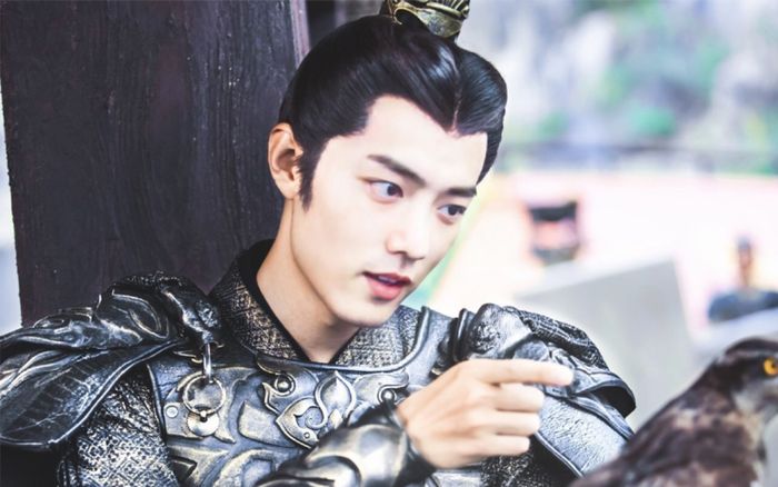 Fan Tiêu Chiến đổ thừa Lý Thấm - Vương Đại Lục 'vô danh tiểu tốt' khiến phim Lang điện hạ khó lên sóng!