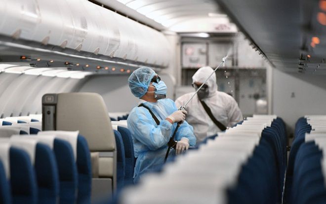 Bộ Y tế ra thông báo khẩn tìm hành khách trên 7 chuyến bay có người mắc COVID-19